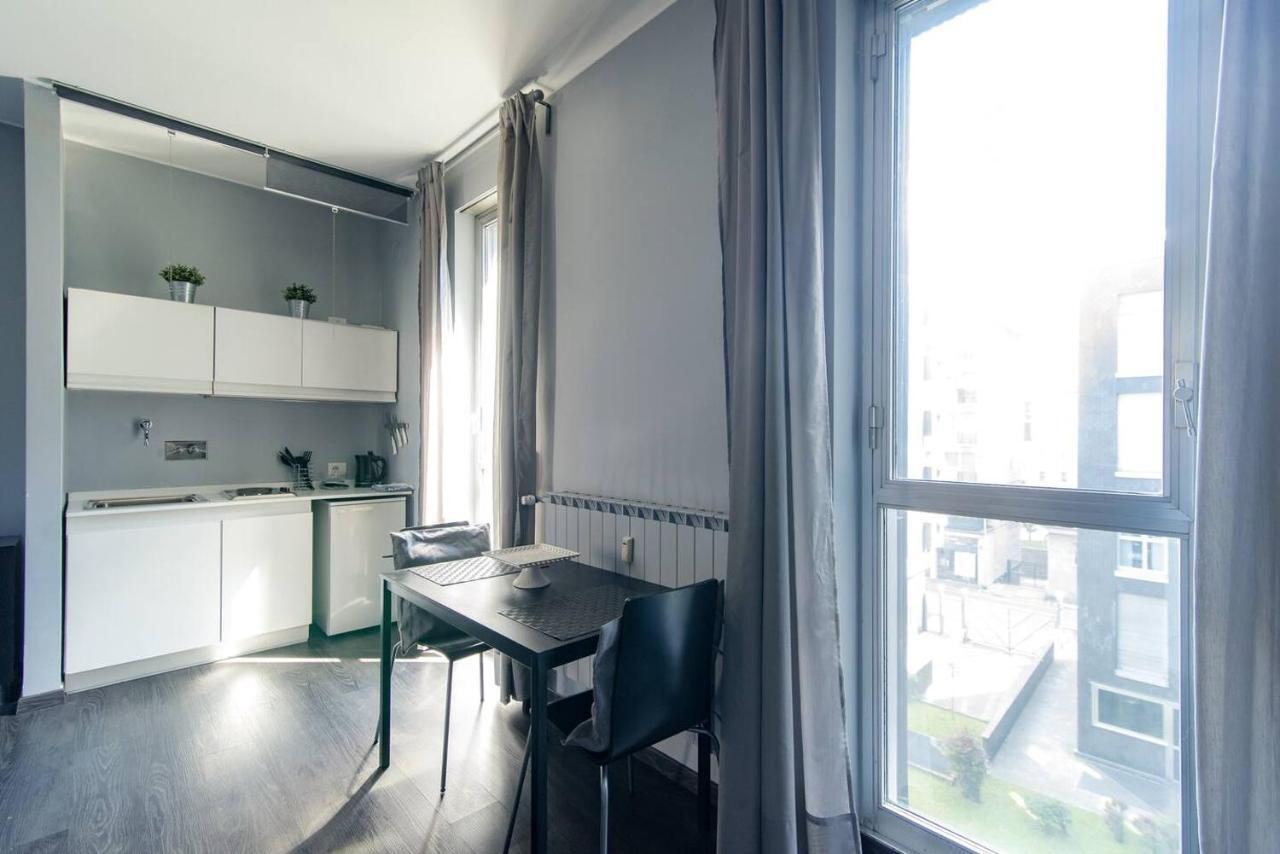 Via Mentana 32 - The House Of Travelers Apartment Como Ngoại thất bức ảnh