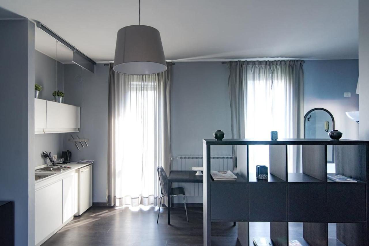 Via Mentana 32 - The House Of Travelers Apartment Como Ngoại thất bức ảnh