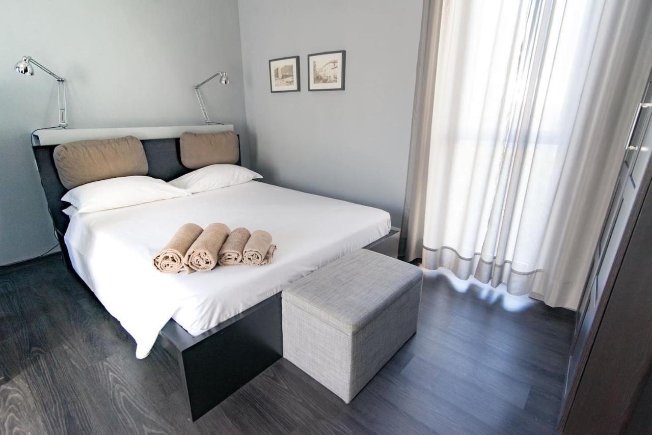 Via Mentana 32 - The House Of Travelers Apartment Como Ngoại thất bức ảnh