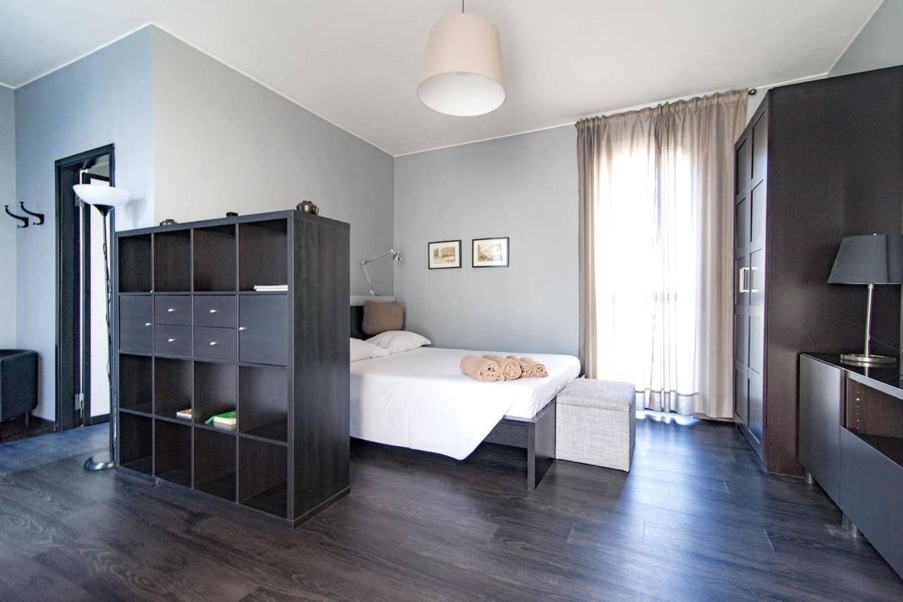 Via Mentana 32 - The House Of Travelers Apartment Como Ngoại thất bức ảnh