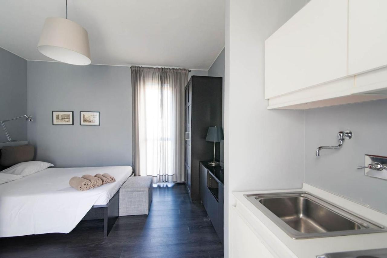 Via Mentana 32 - The House Of Travelers Apartment Como Ngoại thất bức ảnh
